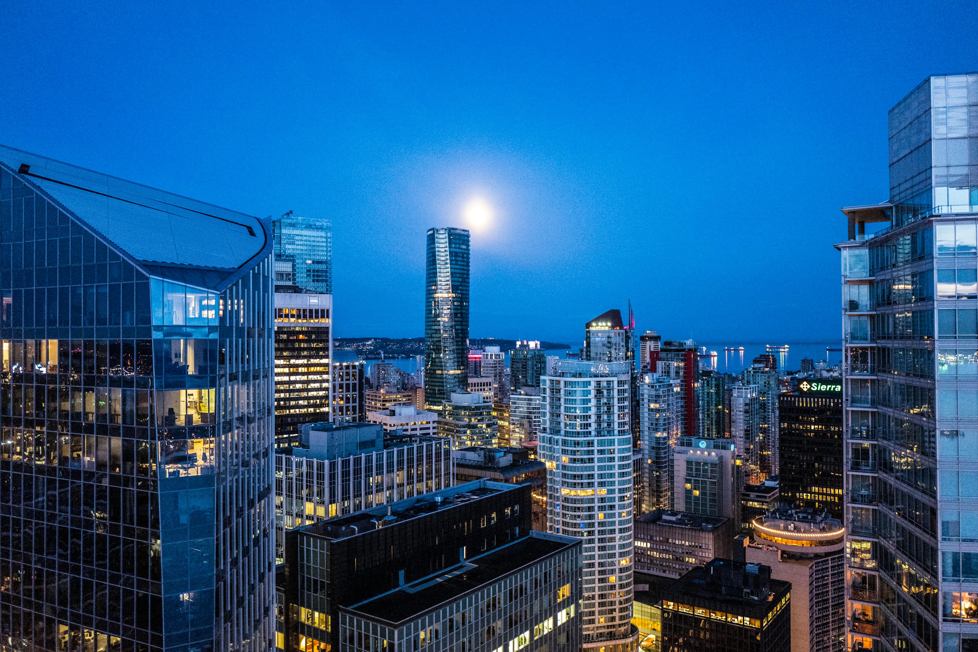 新奥精准资料免费大仝，失落的_户外体验空间9349.4126